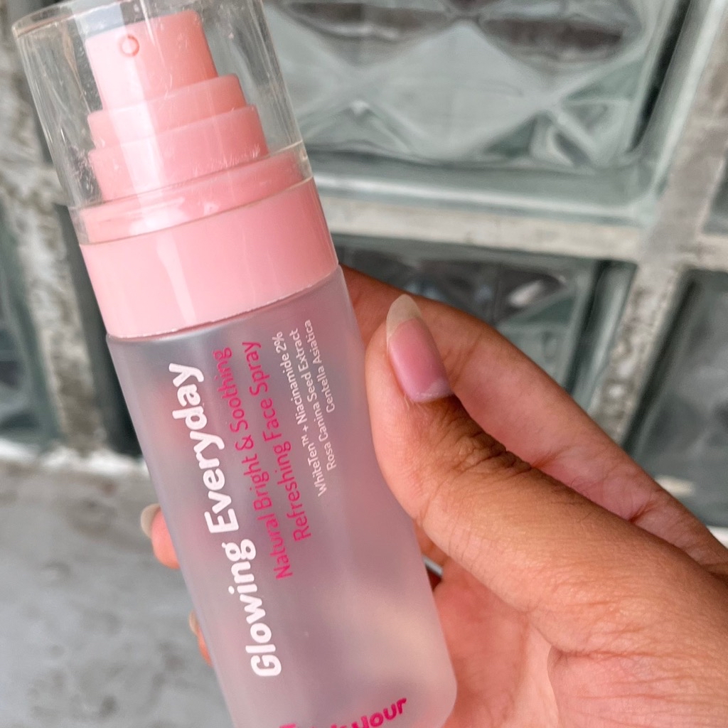 Face Spray Glowing Everyday imgfdn-7a051fea-5c3b-4e0a-9c3a-2cb7c548f3ff