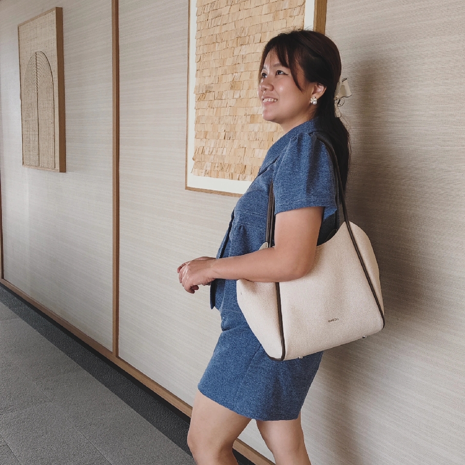 Flawless Powder Foundation - Custard imgfdn-17fe62dc-e9e4-43fd-a081-d764a7f5c52f