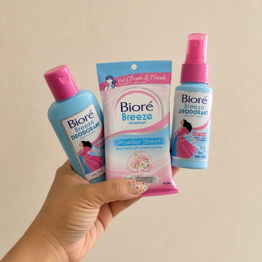 Breeze Deodorant Instant Fresh Spray - Minty Floral imgfdn-9d73a7e1-1f02-4a79-9090-b35cafec92eb