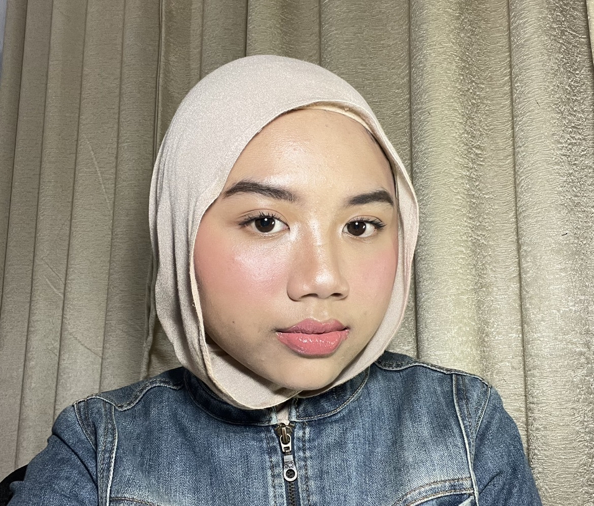 Lightening Fresh BB Tint - 01 Neutral Fair imgfdn-0d72f104-fc3d-4660-a6e4-1e217e3aad0c