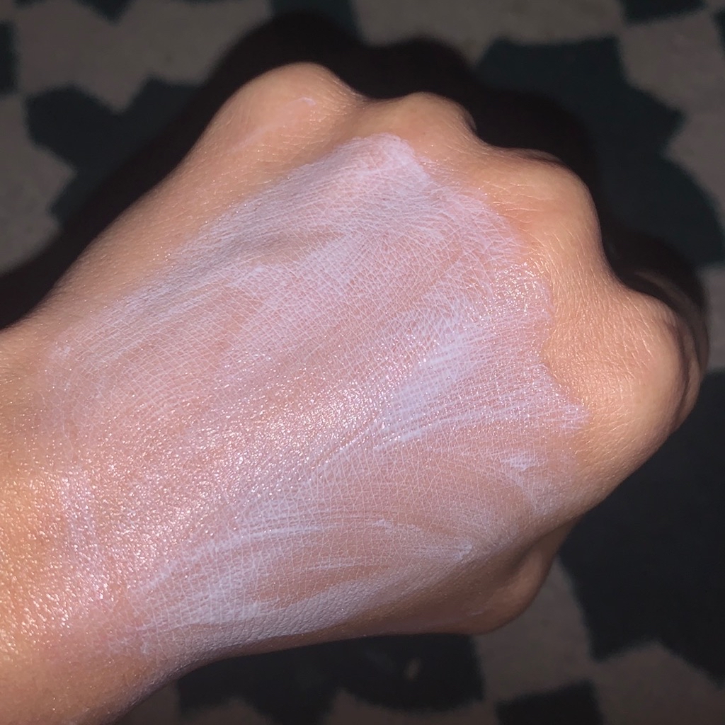 All-day Airy Mineral Sunscreen imgfdn-7a61af98-c517-49b9-8567-f73ca2916e8f