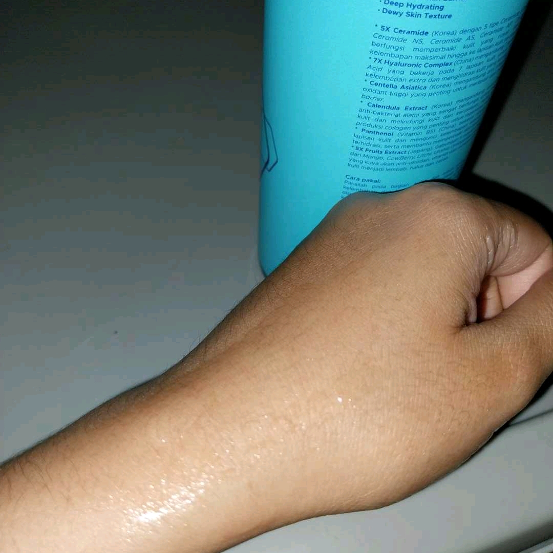 5X Cera-Hya Skin Barrier Moisture and Hydrating Toner imgfdn-0e123688-efe9-4725-8191-869d3fcce978