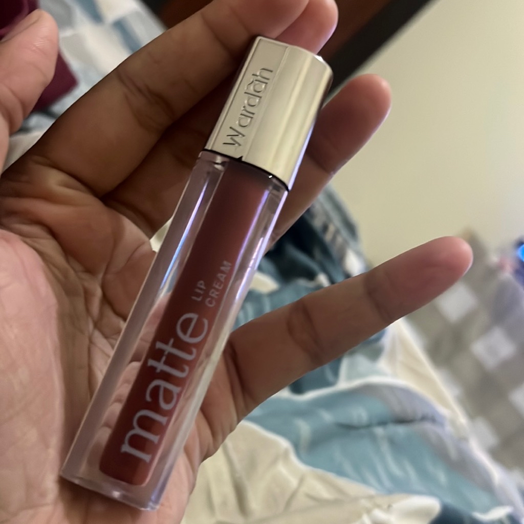 Exclusive Matte Lip Cream - 03 See You Latte imgfdn-56c60533-2fb4-4f21-ba50-3b8d373de2d0