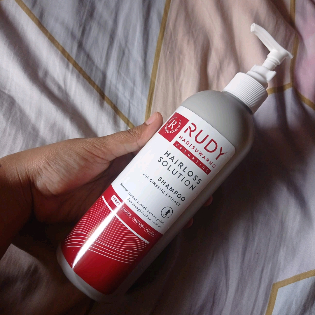 Hairloss Solution Shampoo imgfdn-f13ea0e5-1d84-4ac5-8094-55206ef17294