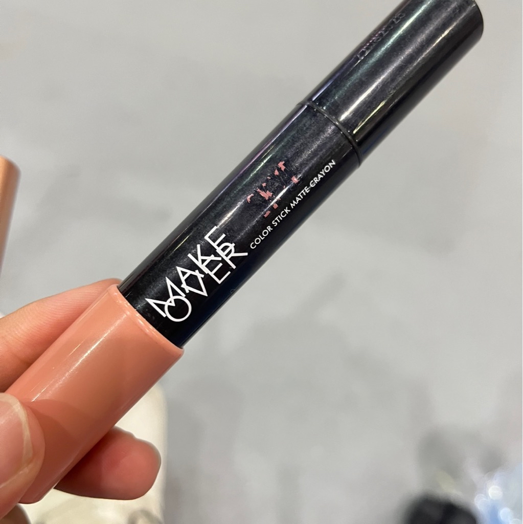 Cliquematte Lip Stylo - 208 Spotlight imgfdn-1fe01f91-ce55-47cc-92f0-8a4e9f4cea16