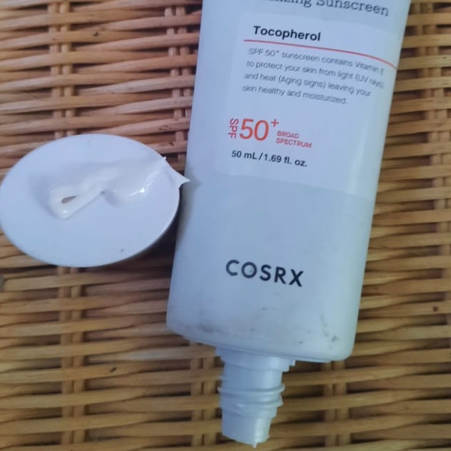 Vitamin E Vitalizing Sunscreen imgfdn-c37c1336-ae27-44c8-b3ff-ccb459091575