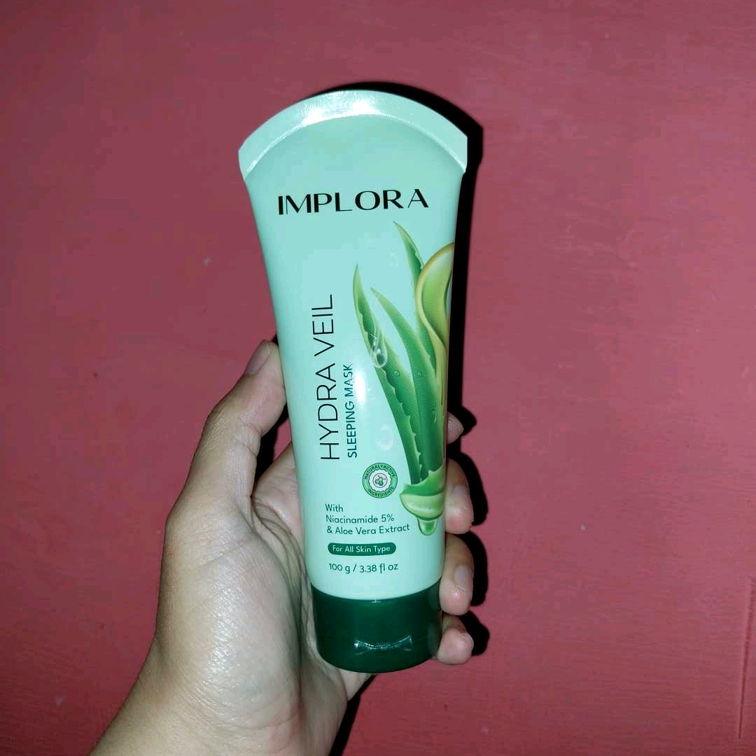 Hydra Veil Sleeping Mask imgfdn-00bfa674-6712-485d-aede-a0c0840f1698