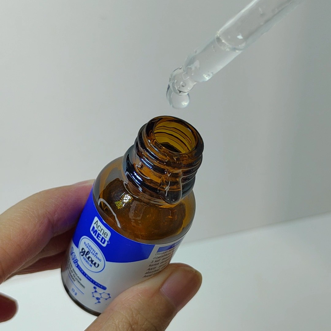 Gentle Exfoliating Glow Serum imgfdn-99af73a3-ddbf-4782-b980-f5273e3436b1