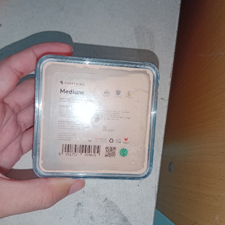 Hooman Under Control HD Blur Loose Powder - 06 Medium imgfdn-551e387e-ccd1-40fd-88cd-5562f062c20d