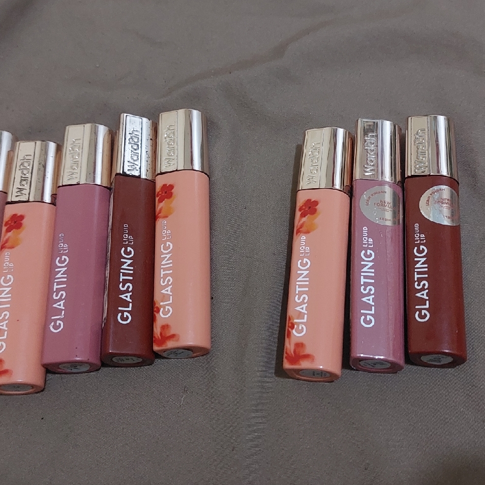 Glasting Liquid Lip - 04 Rosewood Radiance imgfdn-ad9096ab-2a31-471f-b1ed-65bf306ead3b
