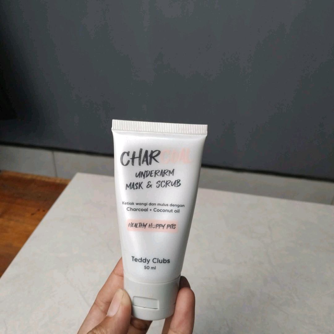 Charcoal Underarm Mask & Scrub imgfdn-aa485954-0849-4597-8fdc-75680a09c866