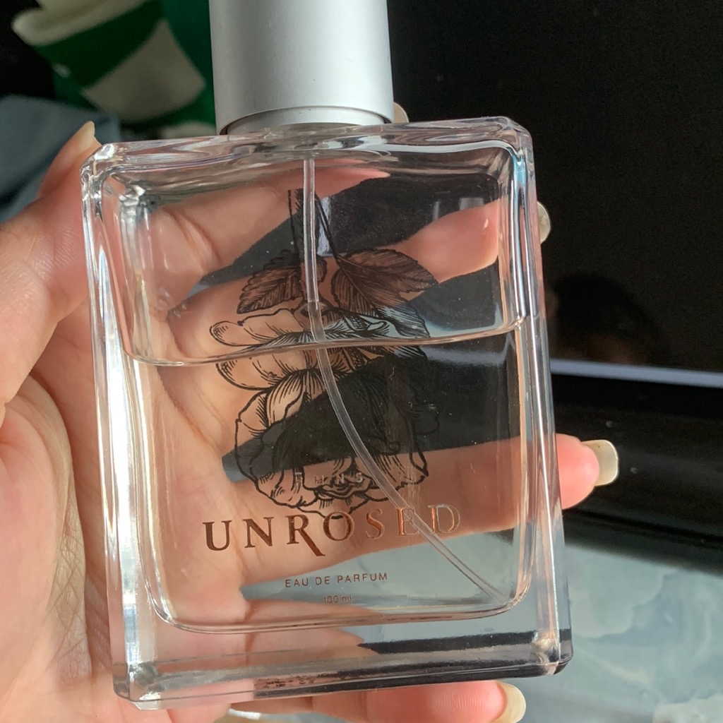 Unrosed imgfdn-281bb051-9389-4a37-92bb-20eed596a124