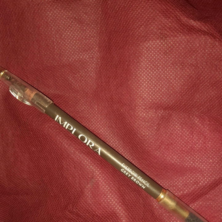 Eyebrow Pencil - Grey Brown imgfdn-d7650f8e-18db-4235-b49e-7f2de8cdd0cc