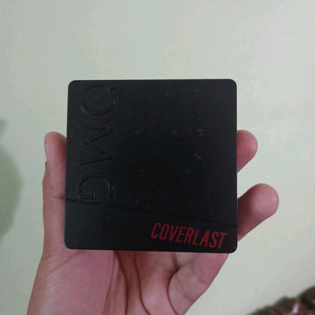Coverlast Two Way Cake - 32N Natural imgfdn-c8288908-25fe-446b-95e2-bc3faf83162d