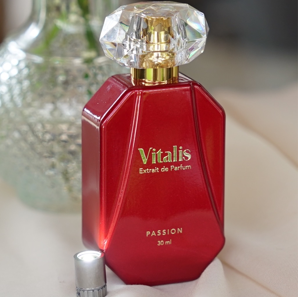 Extrait De Parfum - Passion imgfdn-2cfbc942-d1a7-4c69-a79f-c0ede5066b07