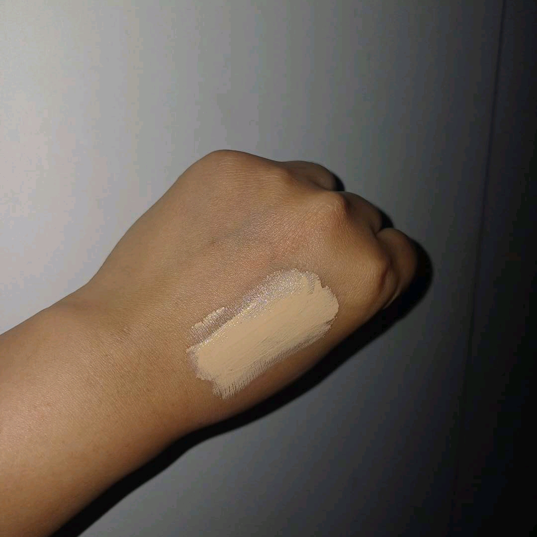 Cloud Touch 3% Niacinamide Brightening Skin Tint - N504 Rose Vanilla imgfdn-4ea87f9d-4af3-4087-b07e-3108a8205311
