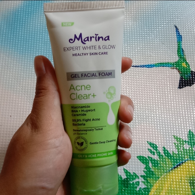 Acne Clear+ Gel Facial Foam imgfdn-331dbbb7-88e6-466f-9984-962aa6dcc85f