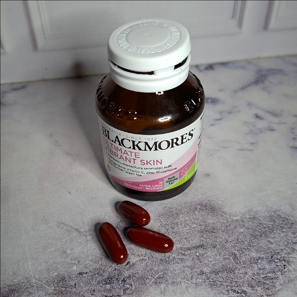 Ultimate Vibrant Skin imgfdn-77ff44dc-0686-4d0c-bd5a-a4d0934cc95e