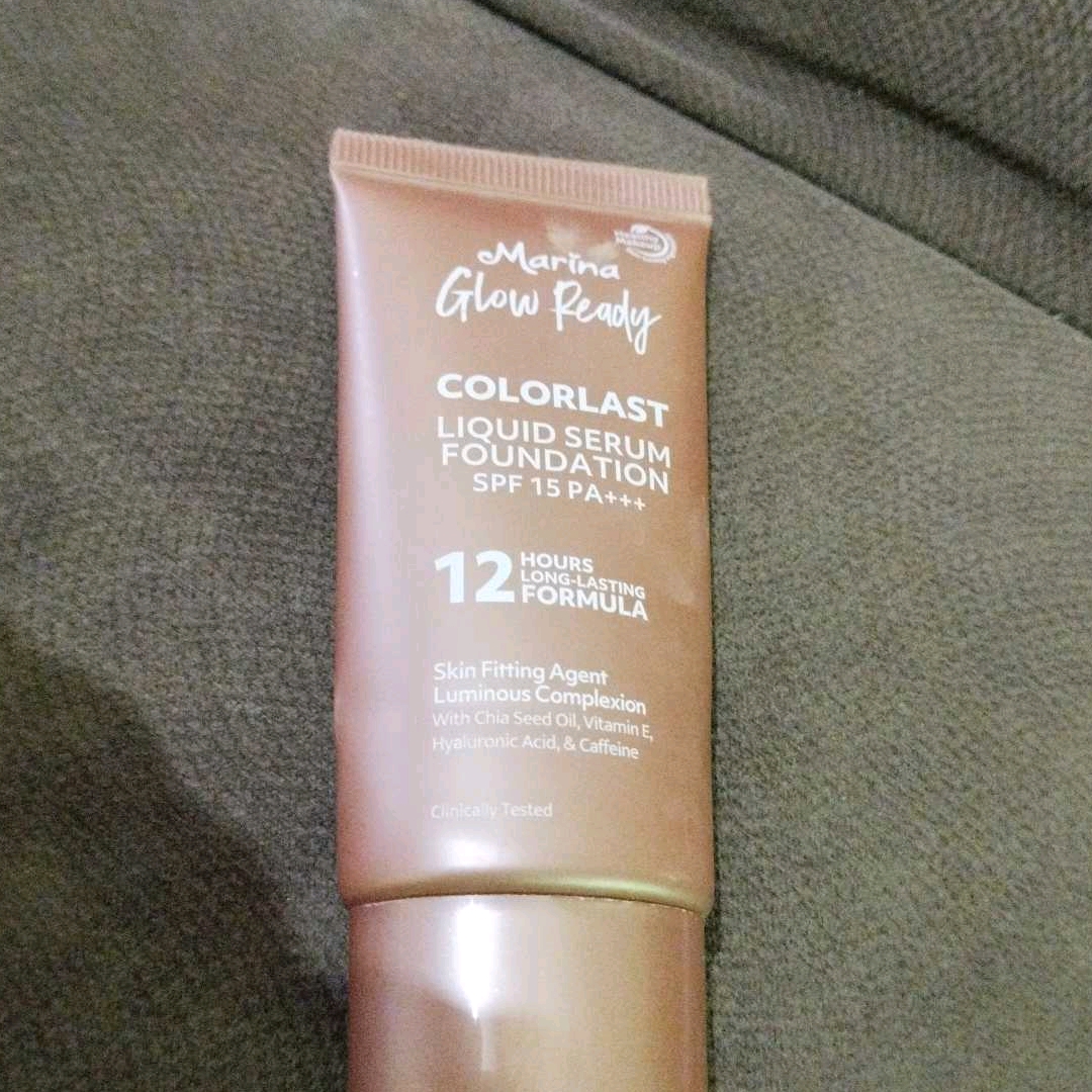 Glow Ready BB Cream SPF 30 PA++ - 11 Light Ivory imgfdn-62db09d7-7c7c-4da2-8330-afe604f2e9e5