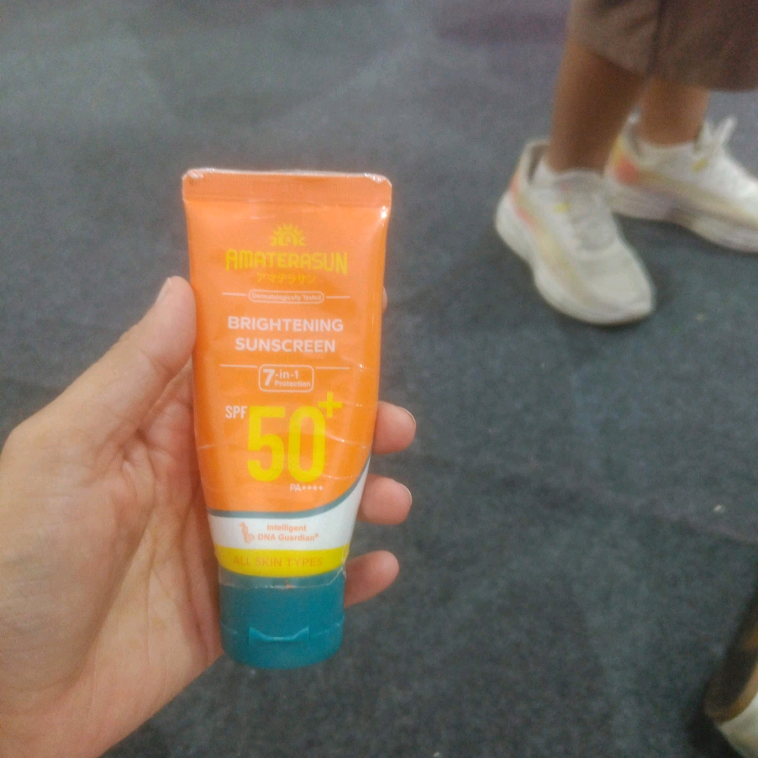 Brightening Sunscreen SPF 50 PA++++ imgfdn-9dcb6be3-f295-4016-bdcd-444a0d966f7f