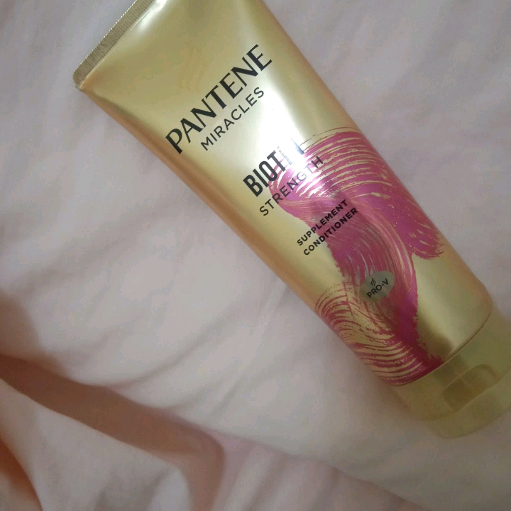 Miracles Conditioner - Biotin Strength imgfdn-9d77336a-10a3-4623-a025-68886fed52ce