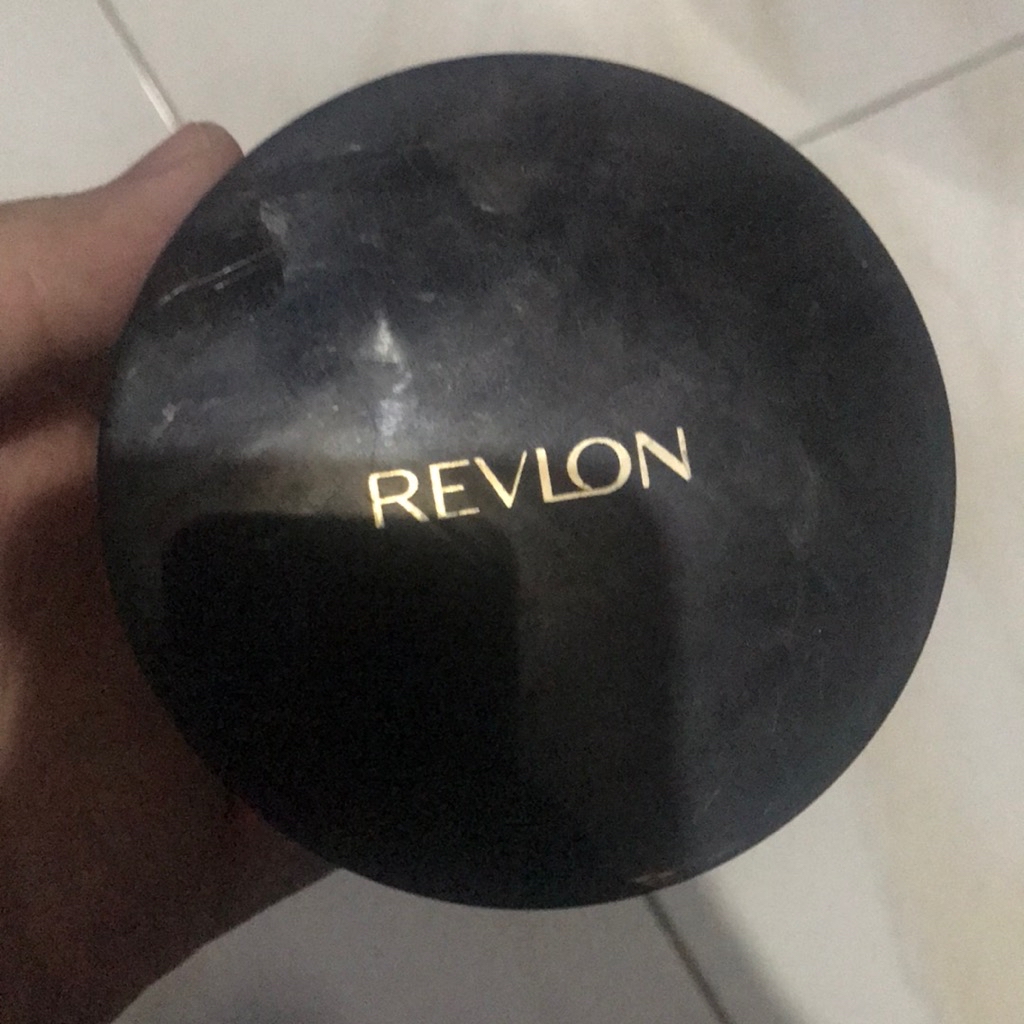 Touch and Glow Face Powder - Soft Beige imgfdn-e8d0550b-935f-4019-bc80-477bfc5316c4