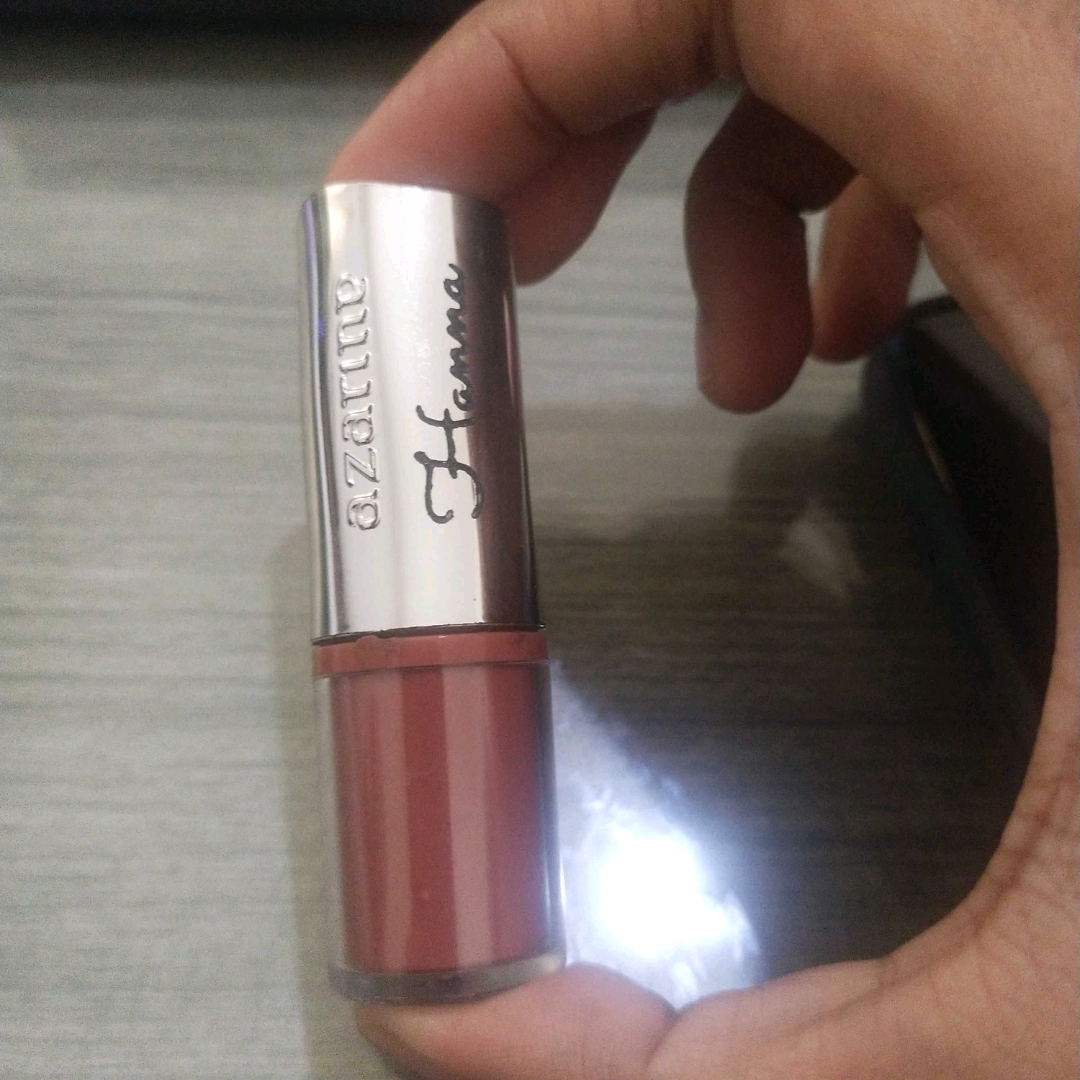 Mattelite Lock Lipstick - 10 Cosmara imgfdn-81041ef9-a16c-43e5-b1f8-7dfdd833e0dc