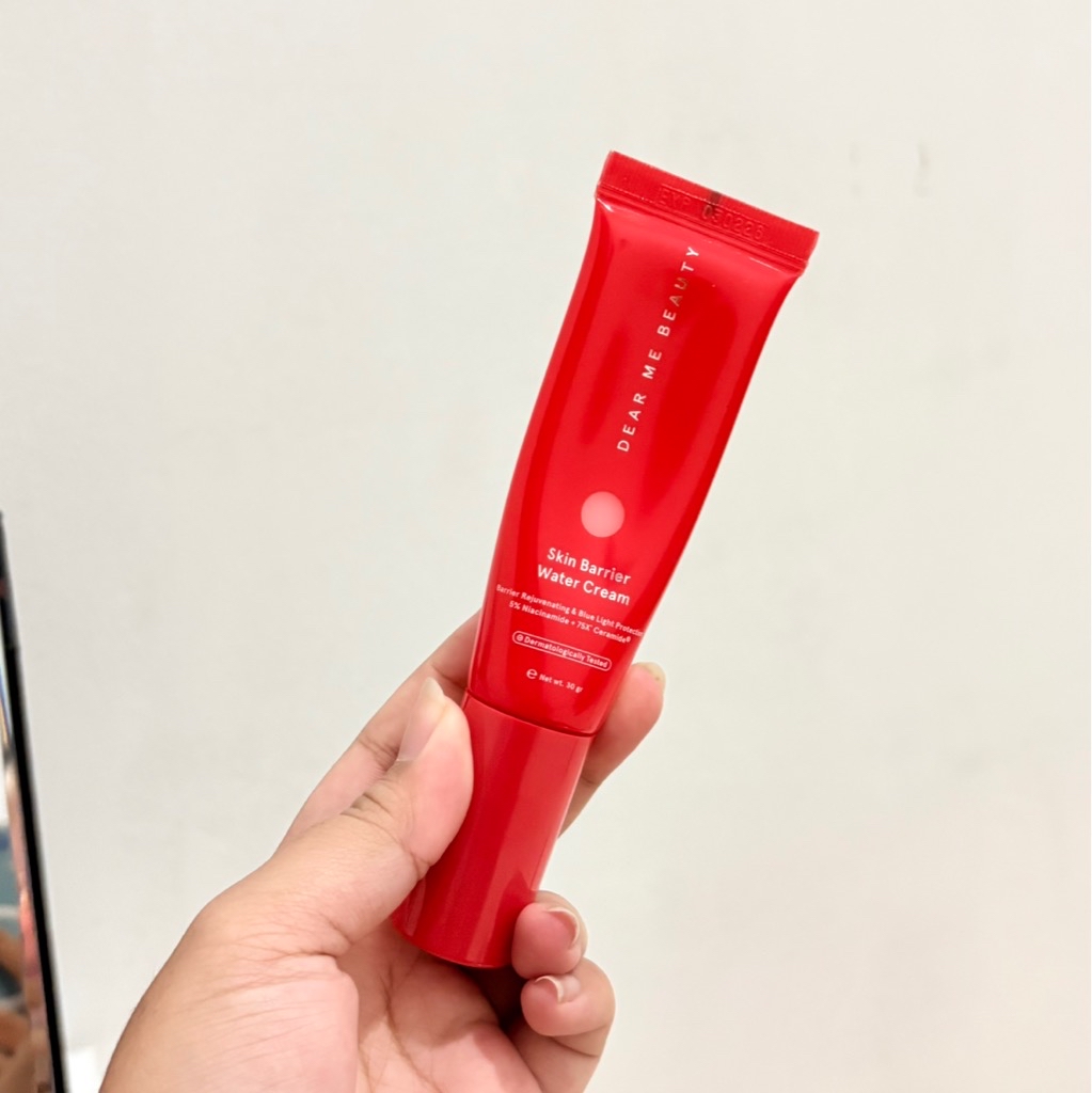 Skin Barrier Water Cream - Reformulation in March 2023 imgfdn-5b2e27e4-afd8-4a00-a10c-cfd83f35ad47