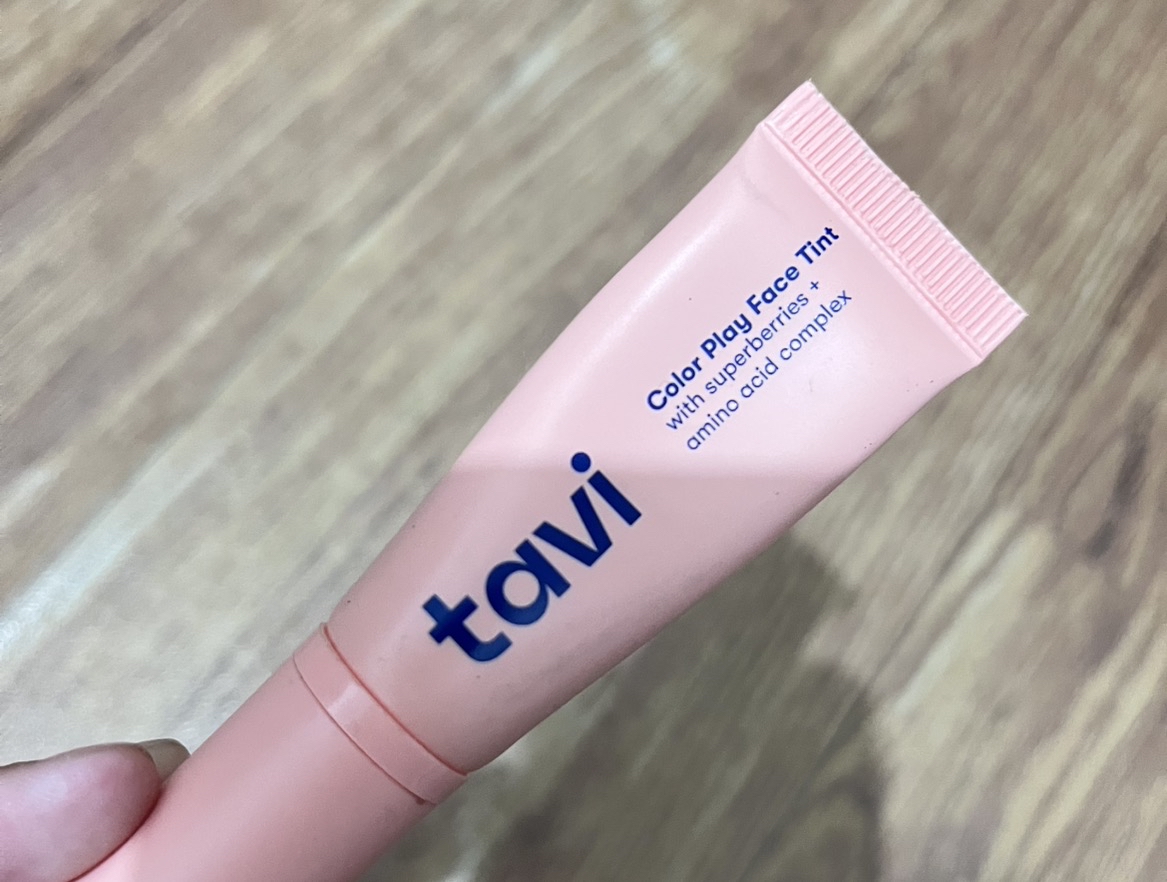 Color Play Face Tint - Love Bites imgfdn-cd664200-6a85-4576-8072-6dc35b512fd7