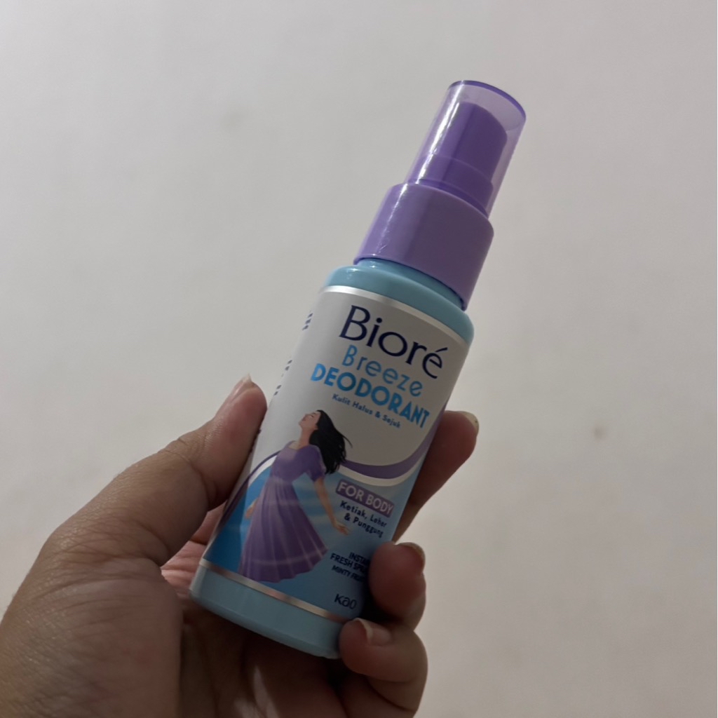 Breeze Deodorant Spray - Minty Fruity imgfdn-dd30bdad-d87a-4064-b574-d95a91f24e1b