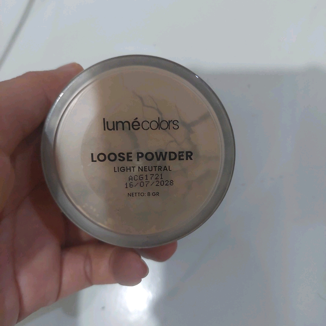 Loose Powder - Medium Neutral imgfdn-2d404a27-491d-46ba-93b8-06088624b6e7