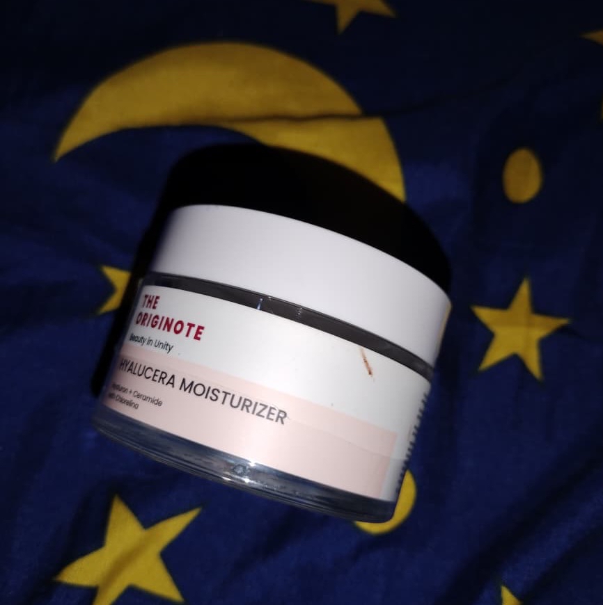 Hyalucera Moisturizer imgfdn-e7fb1d4f-d145-414d-9042-069b9c172ca2