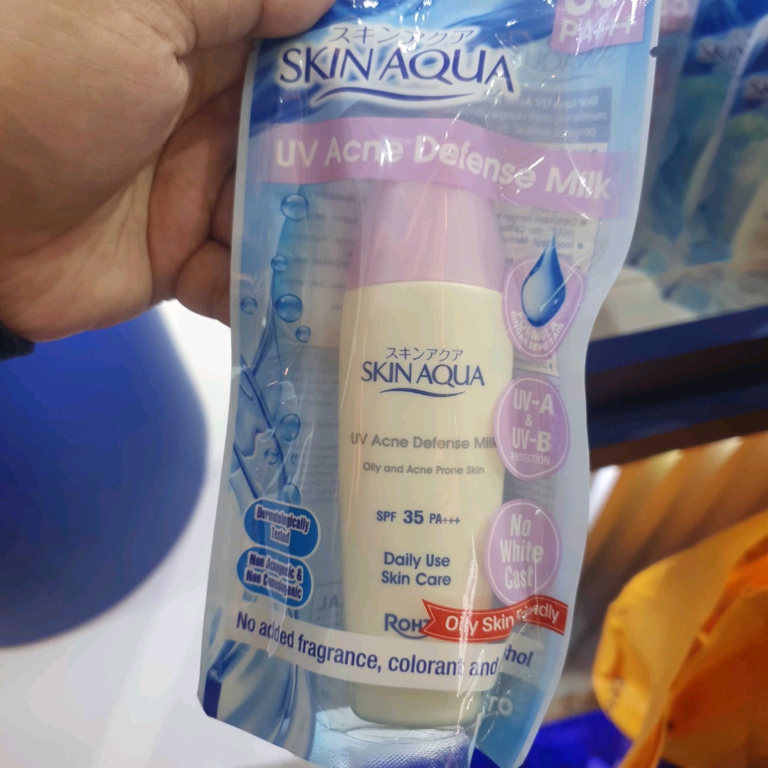 Sarafit UV Essence SPF50+ PA++++ imgfdn-dc632439-3f9e-4ac2-942f-2c9c72a52c74