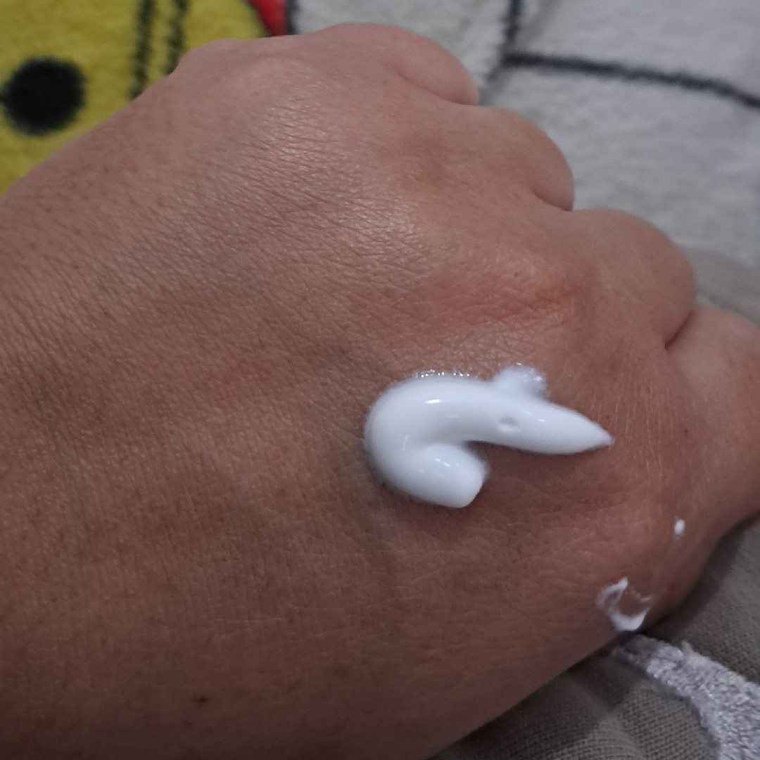 UV Body Lotion Bio-Peptide - Bengkoang Perfect Bright imgfdn-b61c343d-93df-4c98-ac8e-44c3b7c7d38e