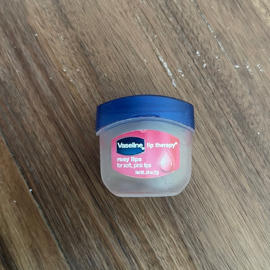 Lip Therapy Mini - Rosy Lips imgfdn-1c3bff82-f874-4f85-9d7e-7d05556fa7e1