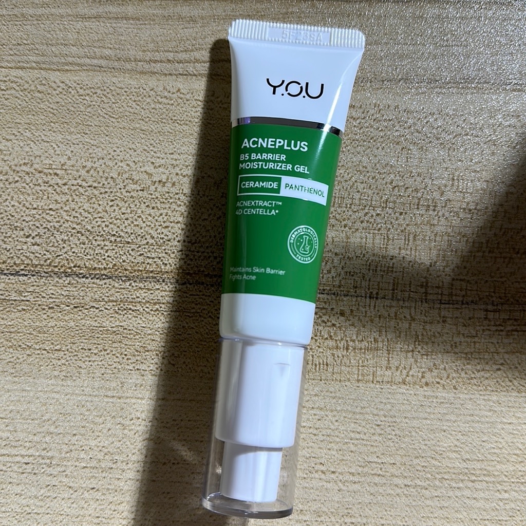AcnePlus B5 Barrier Moisturizer Gel imgfdn-01c0f082-3446-45bd-94c8-0107ce2d61c2