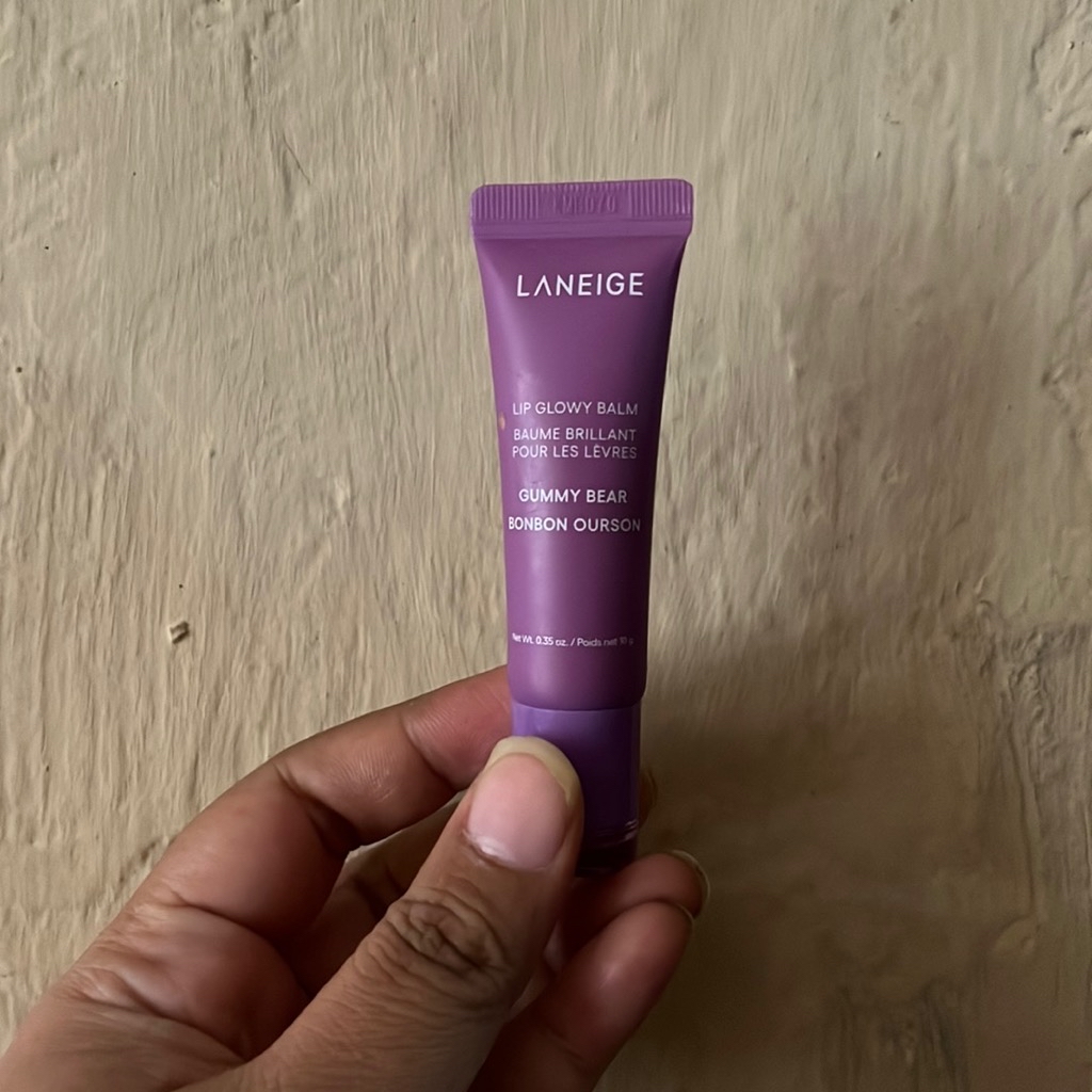 Lip Glowy Balm - Gummy Bear imgfdn-33116233-f8b6-49b2-86e7-4e8b6d4f1b93