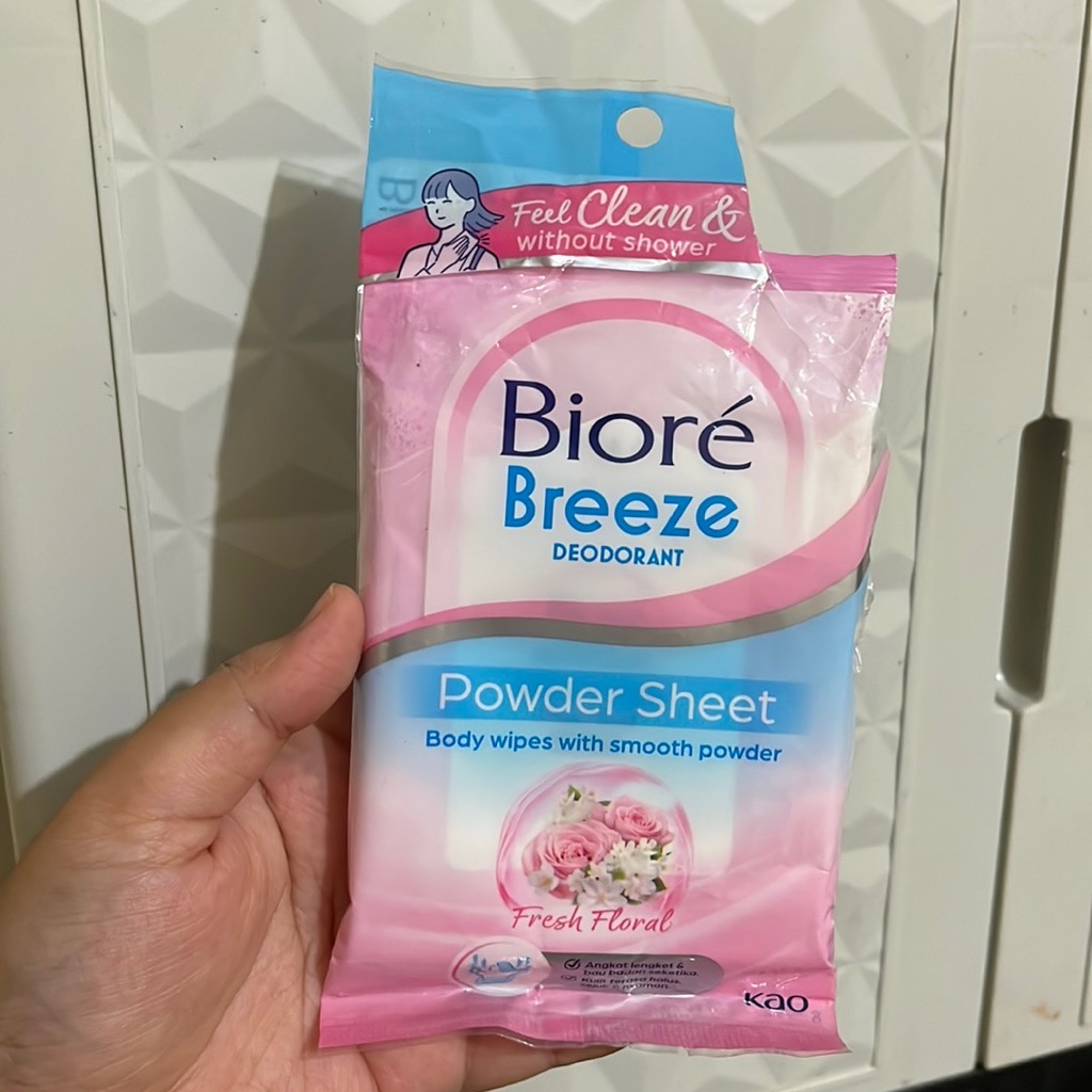 Breeze Deodorant Powder Sheet - Fresh Floral imgfdn-2af42b84-0b6b-4783-b6b5-544a475a3083