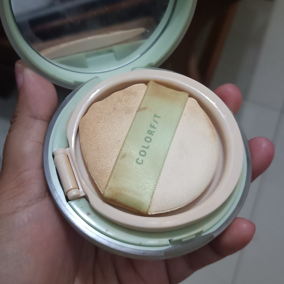 Colorfit Cloud Cushion - 42N Neutral Sand imgfdn-d9790b96-b454-499f-87d8-2f8d92110322