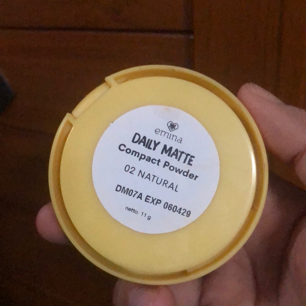Daily Matte Compact Powder - 02 Natural imgfdn-337fa5e1-2672-480e-b339-08759b8605c8