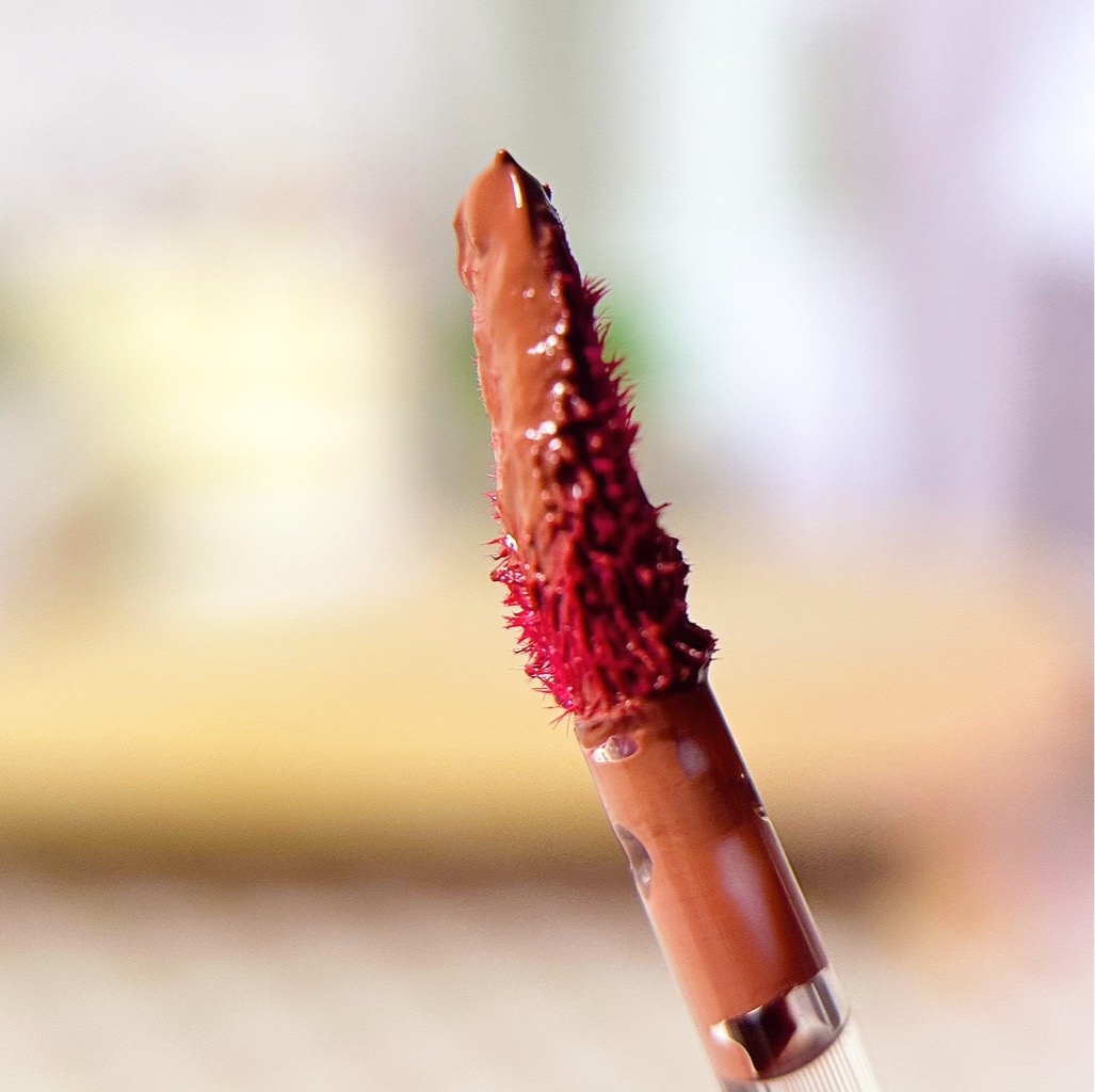 Hydraglow Lip Stain - Dear Sabrina imgfdn-a4557127-f544-4560-bf66-f6a194a23681