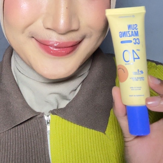 Sunmazing CC Tinted Sunscreen SPF 40 PA++++ - Sunny Beige imgfdn-fce365e6-49c0-418e-a34d-feba5508bf20