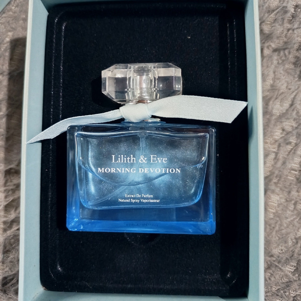 Morning Devotion Extrait de Parfum imgfdn-060ded1b-560f-4d97-9019-db3caa09dba7