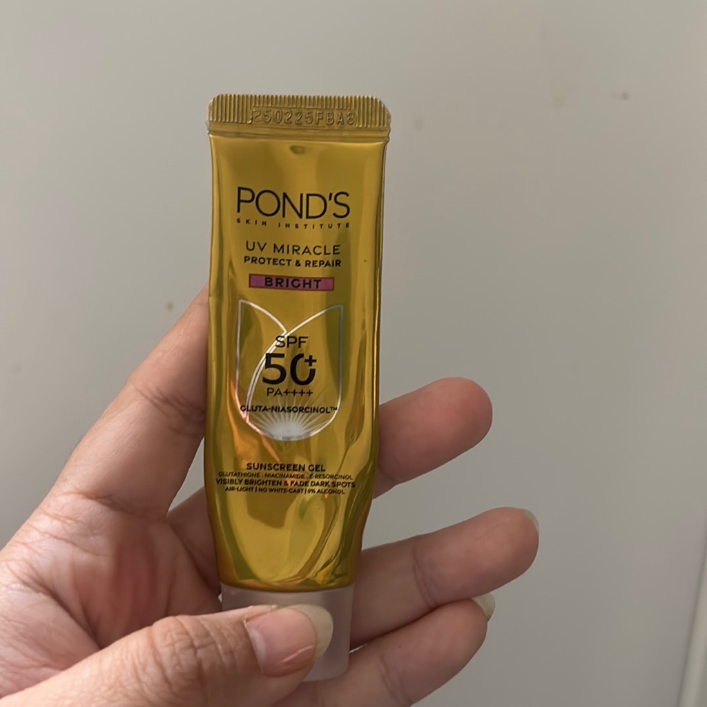 UV Miracle Protect & Repair Sunscreen Bright SPF50+ imgfdn-51475cf1-c2bf-441a-b94b-a53d6642c165