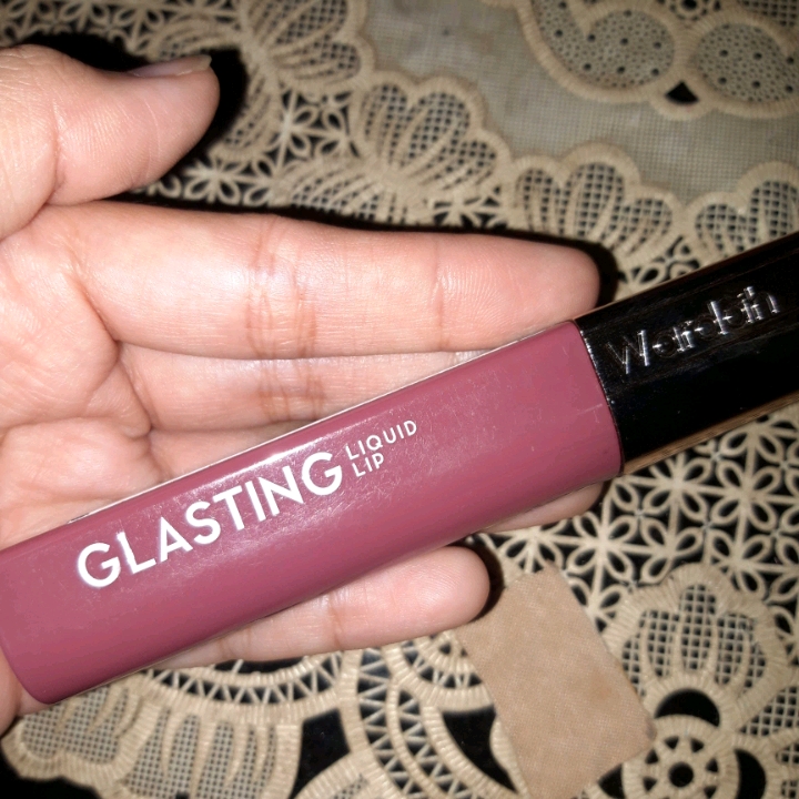 Glasting Liquid Lip - 12 Shine Sorbet imgfdn-104de605-7112-470e-a33f-8ffe9fa39d9b