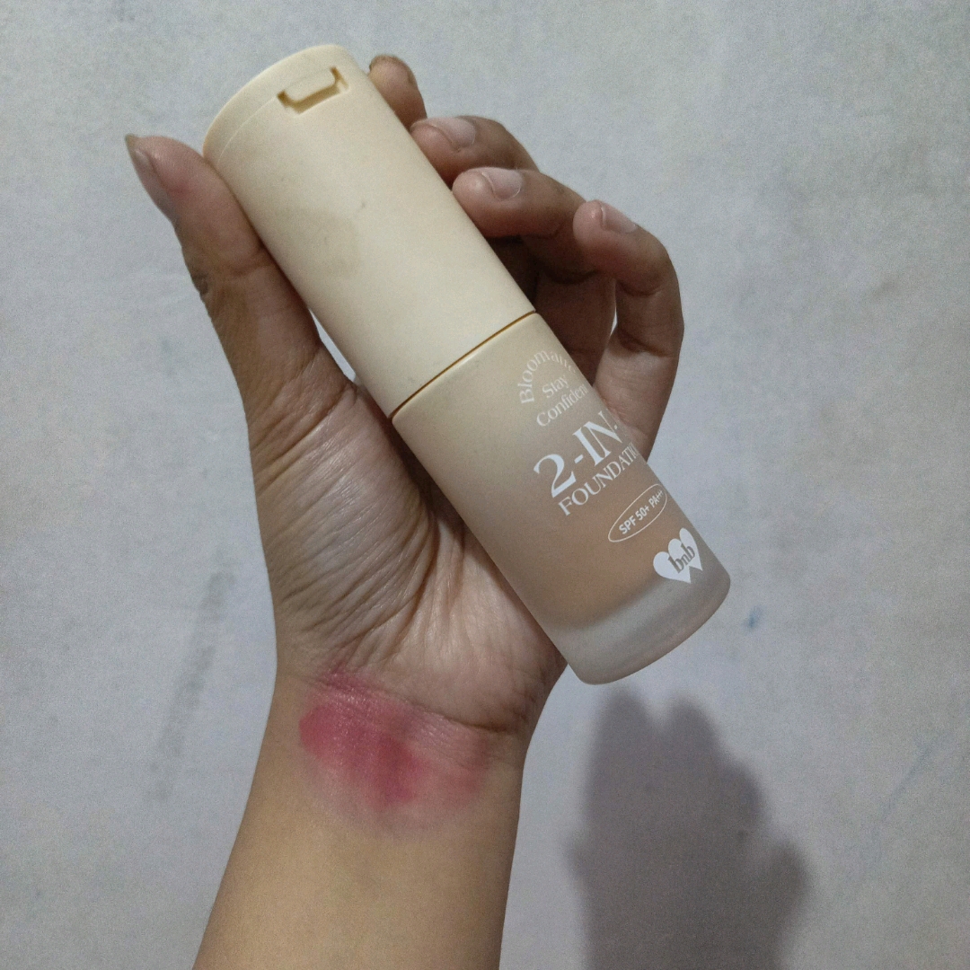 Bloomatte Stay Confident 2in1 Foundation - MW1 Honey imgfdn-67ce6a91-6be1-4a55-bd76-d2007b76017a