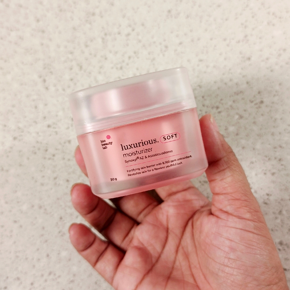 Luxurious Soft Moisturizer imgfdn-017e9fec-c65f-41c1-ba75-556527d0c607