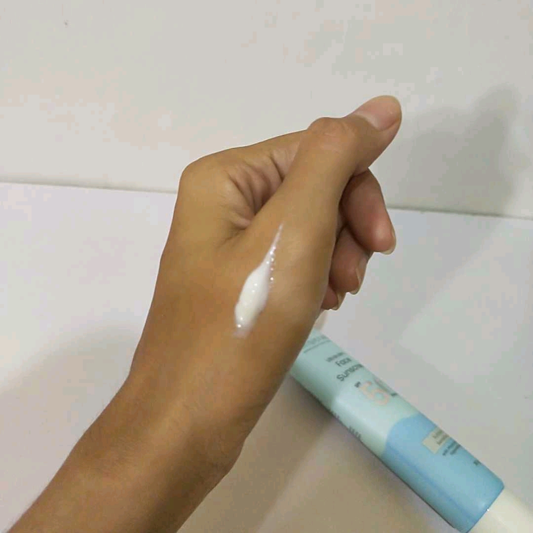 Ultracalm Face Sunscreen SPF 50 PA++++ imgfdn-48f4fd23-3116-4635-a59c-7716a4527814