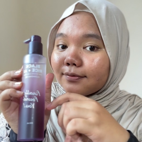 Black Rice + AI Pore-Refining Dual-Phase Cleansing Oil imgfdn-f436991b-9c74-47bc-a1c6-787cdc747af3