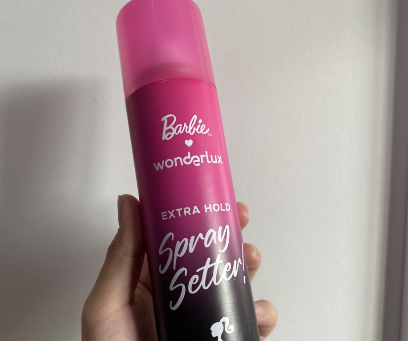 X Barbie Extra Hold Spray Setter imgfdn-944fa859-ffbf-4e06-8e5c-d6c188f63cfb